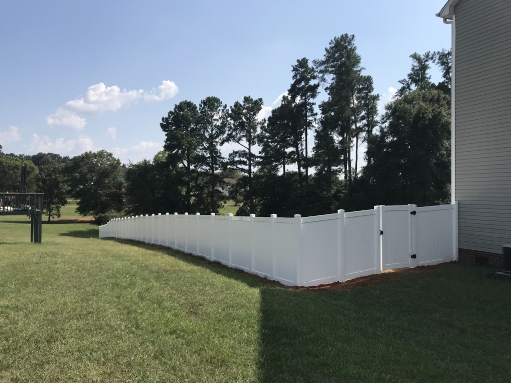 Vinyl Privacy Fence Built In Greenville Sc | Greenville Fences